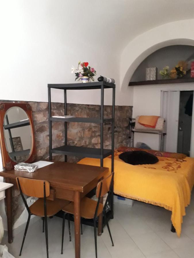 דירות סנרמו Chez La Cave מראה חיצוני תמונה