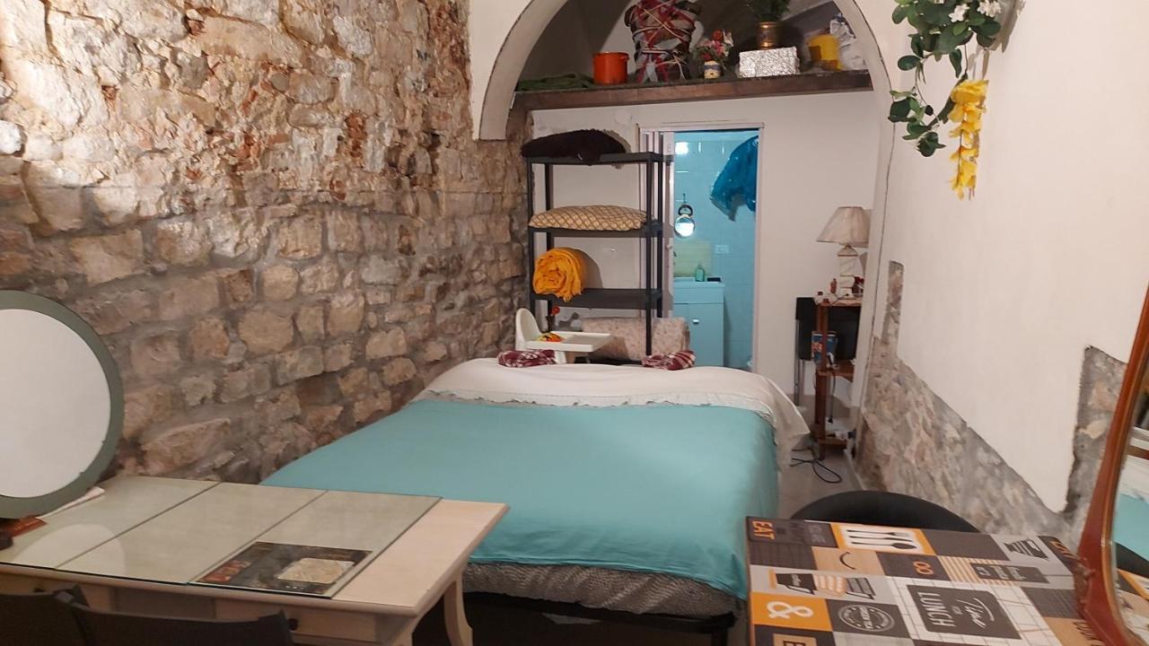דירות סנרמו Chez La Cave מראה חיצוני תמונה